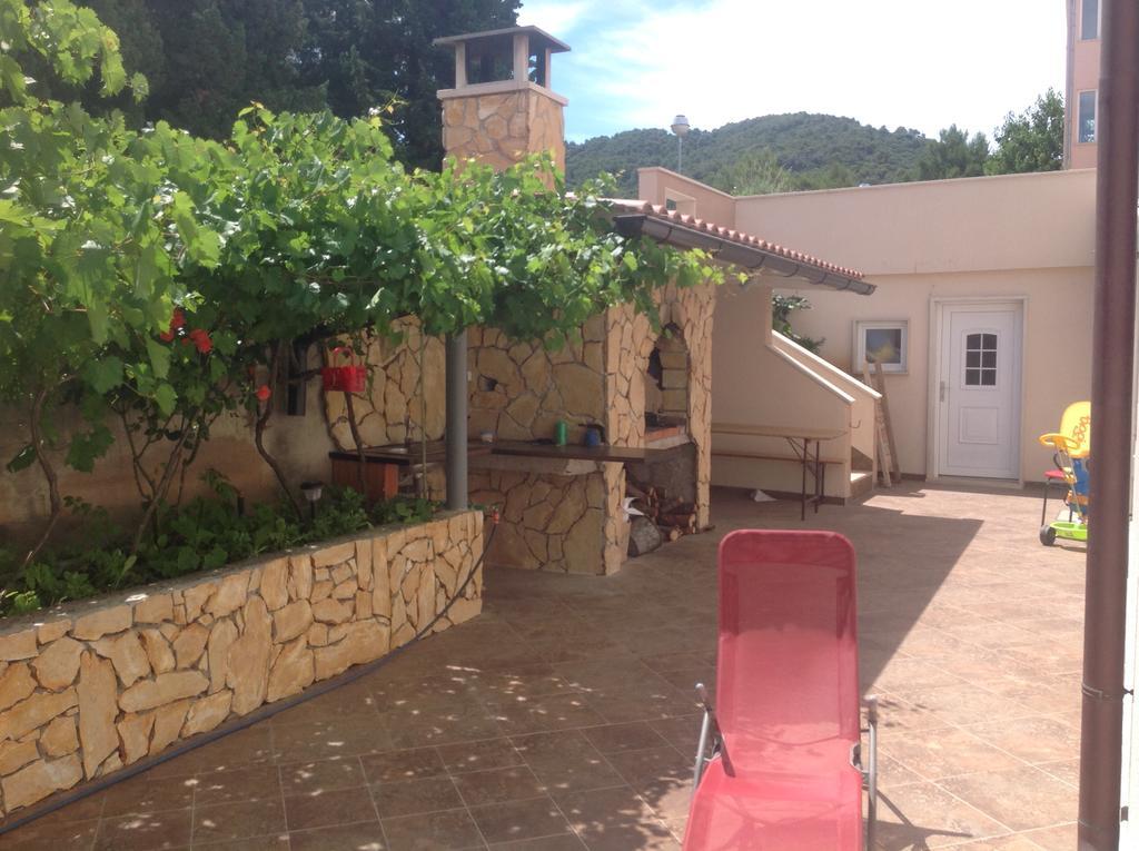Peter&Zana Apartments Stari Grad  Dış mekan fotoğraf